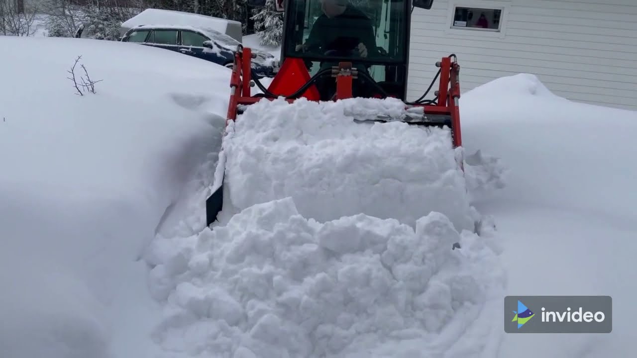 Subcompact tractor snow removal Valpadana 1430 and 3-point hitch Sides-bucket