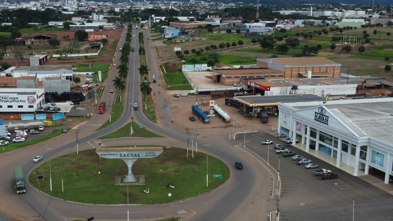 Cacoal (Ro) Shopping Cacoal, Pra&ccedil;a parque do sabi&aacute;, Havan..