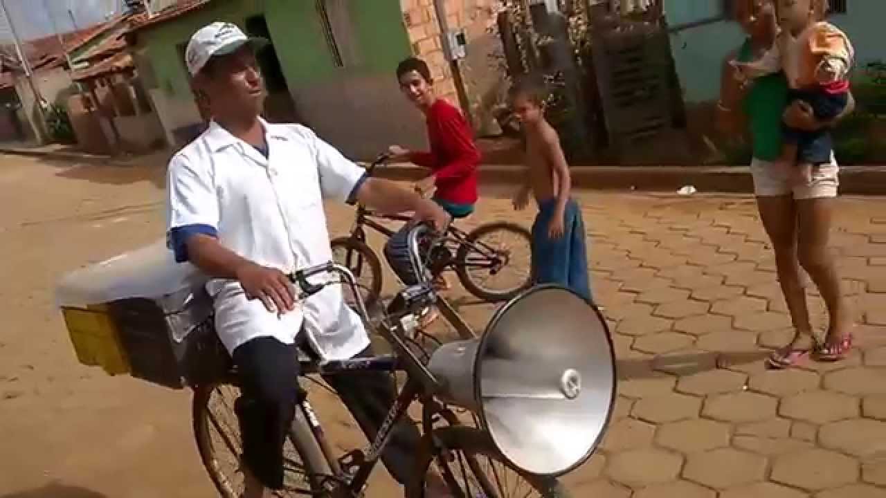jesse vendedor de rosca e pao caseiro em santa maria do suaçui