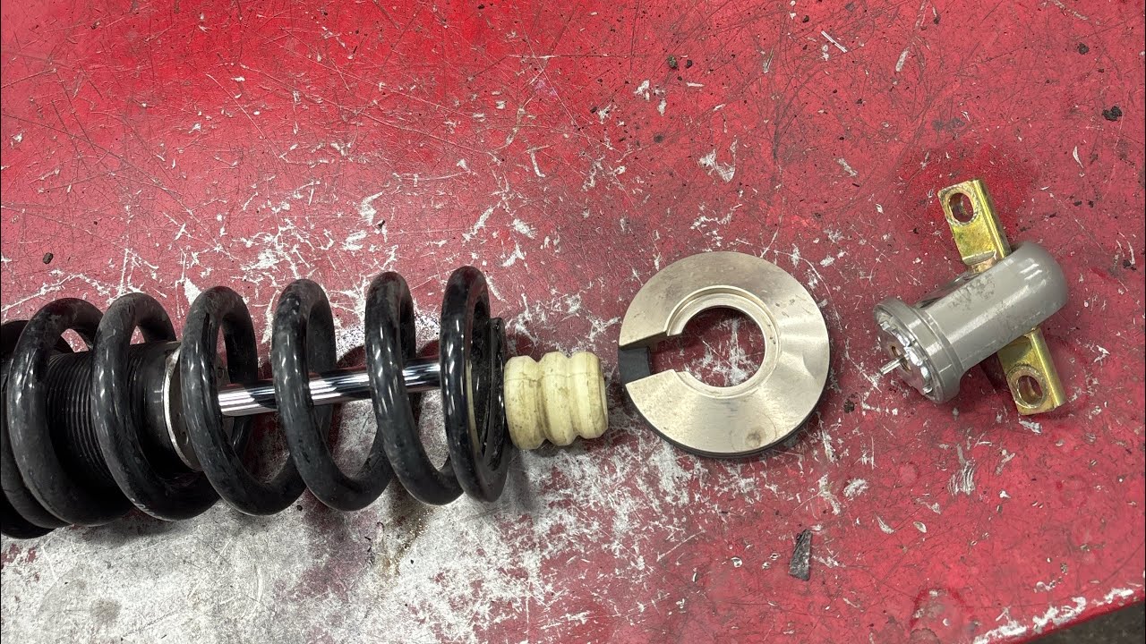 C5 Bc Coilover Rebuild  (SNAPPED COILOVER!) 