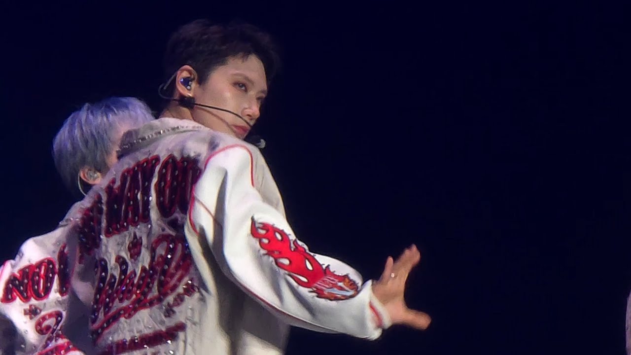 251122 WayV - Kick Back + Turn Back Time + FREQUENCY | WayV CONCERT TOUR [No Way Out] IN HONGKONG