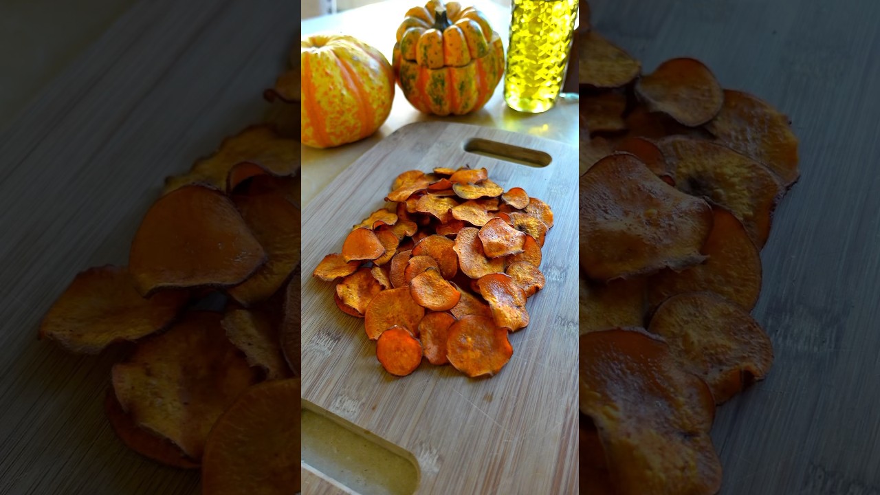 Baked Sweet Potato Chips 🍠 #healthyrecipes #fallvibes