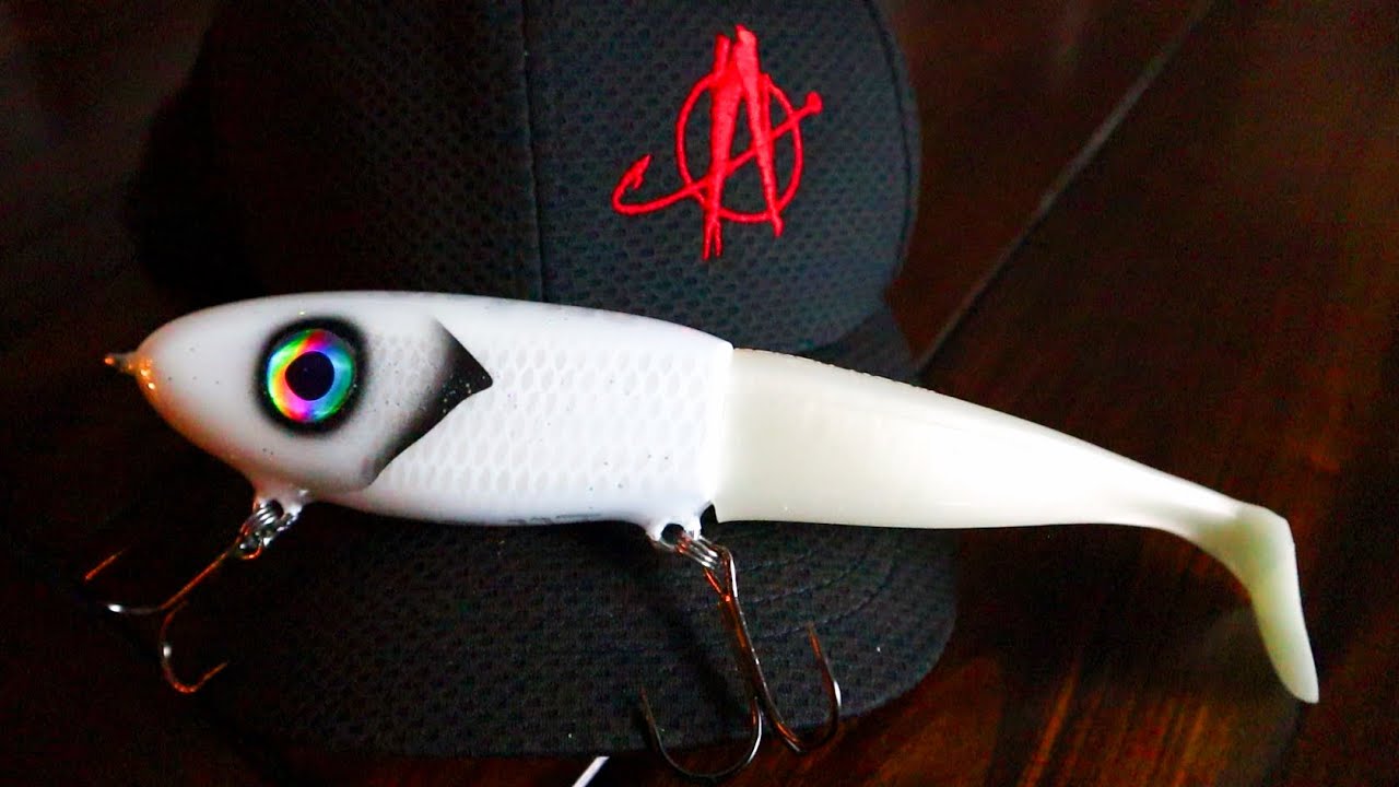 MUSKY FISHING WITH NEW LURE!! - Northern Wisconsin River Muskies on Lee Lures Swimbait