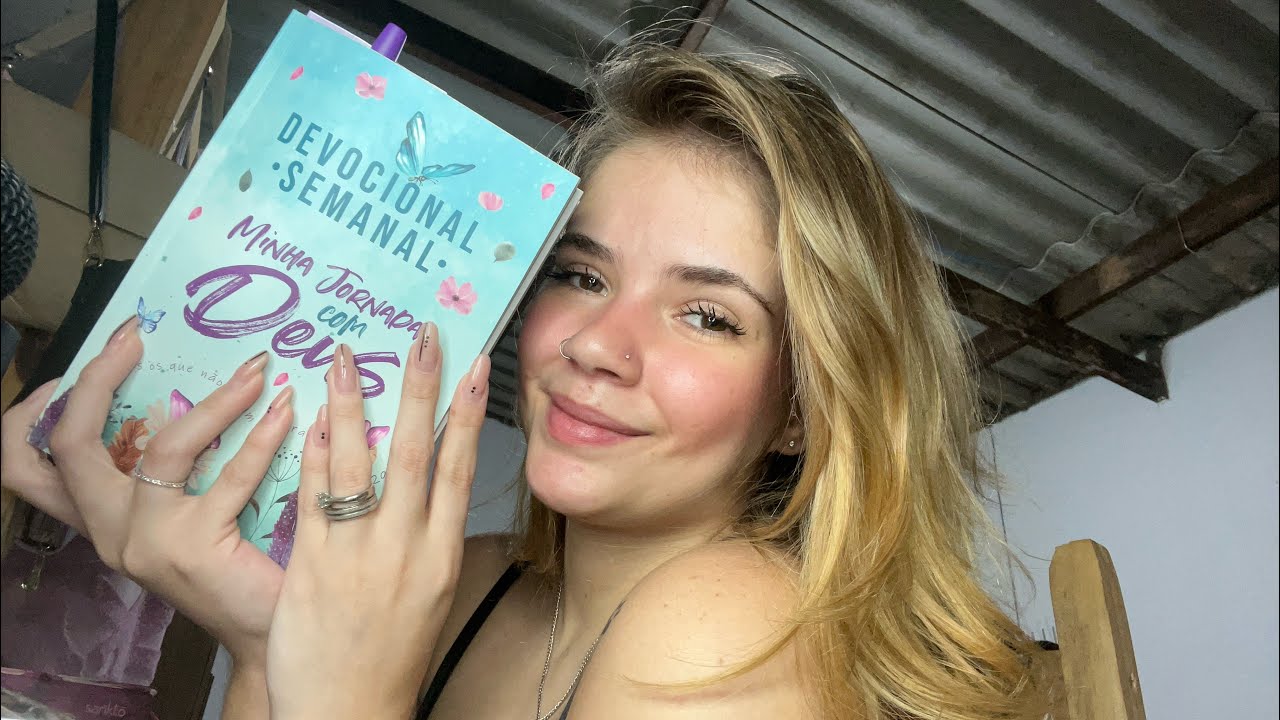 ASMR CRISTÃO: LENDO DEVOCIONAL ✨