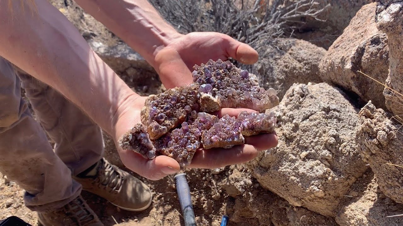 Crystal Hunting For Amethyst Pockets