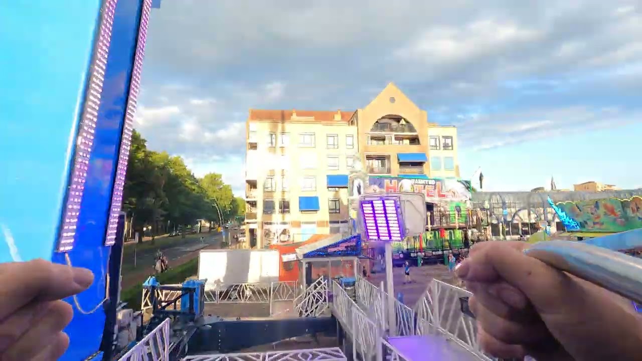 Eclipse (korten) - Kermis Oss 2023 - POV Onride