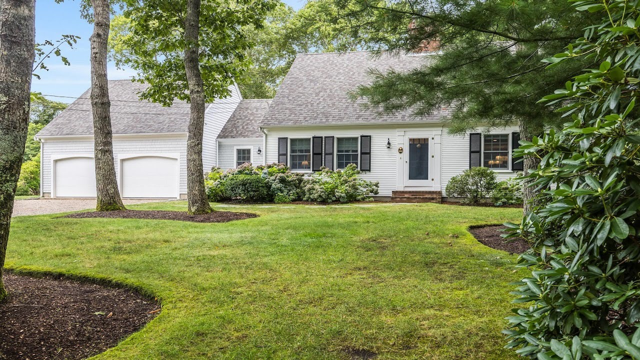 Classic Wianno Cape | Cape Cod, Massachusetts