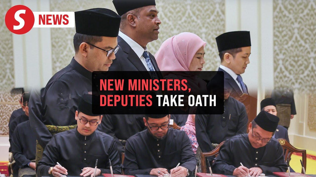 Seven ministers, eight deputy ministers sworn in