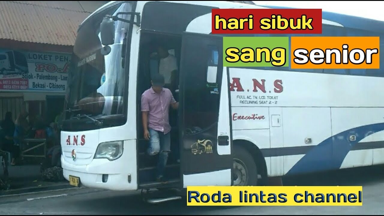 Bus ANS, Si putih sang senior, ikut andil pesta penumpang.