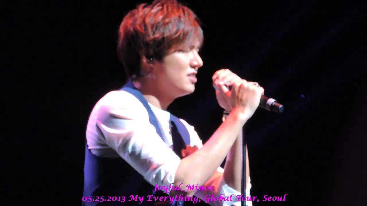 LEE MIN HO, singing 