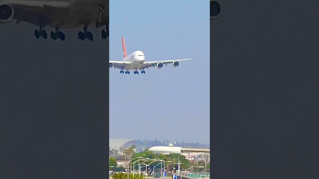 QF11 SYD-LAX: Qantas Airways A-380 (VH-OQJ) on a 24R arrival @LAXairport1