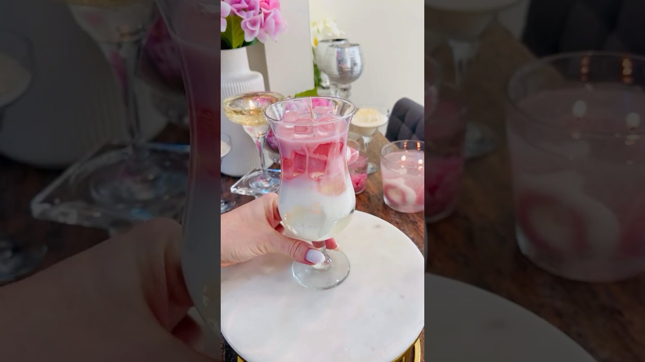 DIY My favorite Cocktail Candle 🍒🥥 #diy #shortvideo #shorts #candle #candlemaking #handmade #how