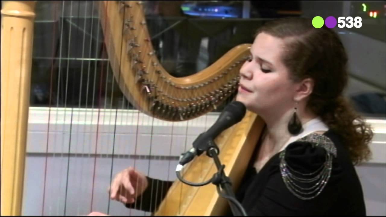Iris Kroes - Someone Like You | Live bij Evers Staat Op