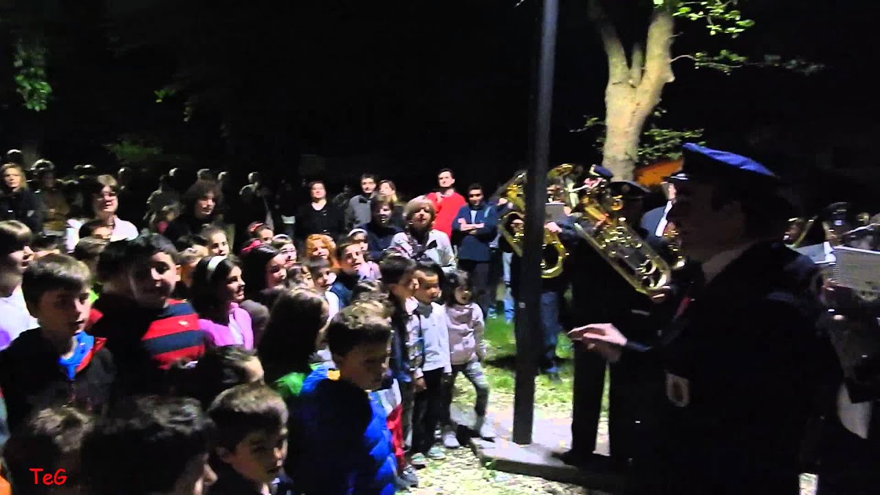 L'inno Fratelli d'Italia cantato dai ragazzi della scuola elementare di Montalto Dora