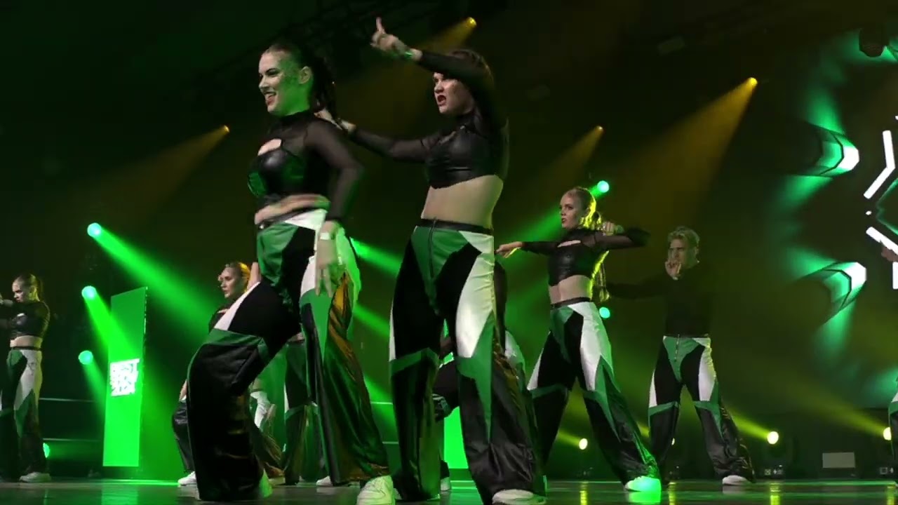 Sir N - Dragons / International Choreographers Competition 
