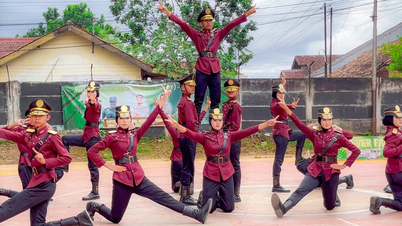 MERINDING! PASKIBRA SMAN 1 TALANG PADANG AT LKBB SMALAN PASKIBRA COMPETITION
