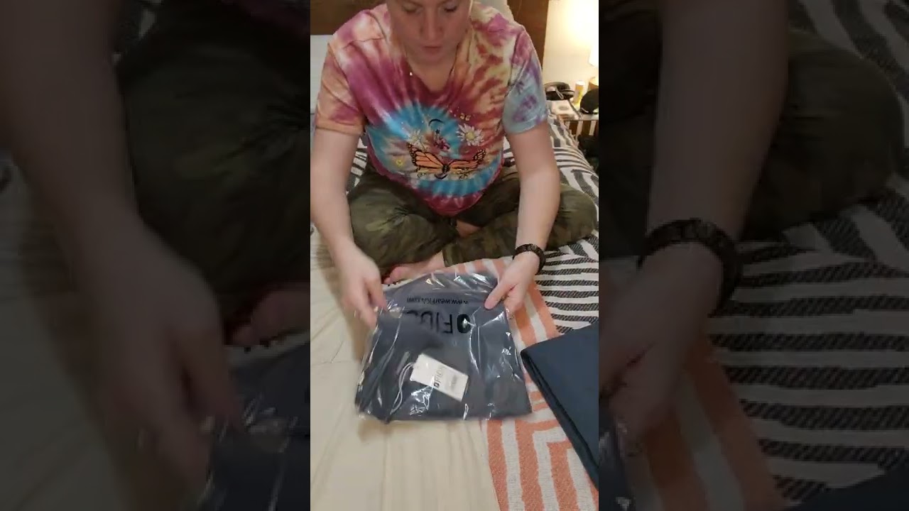 Dark Harbor figscrubs unboxing!