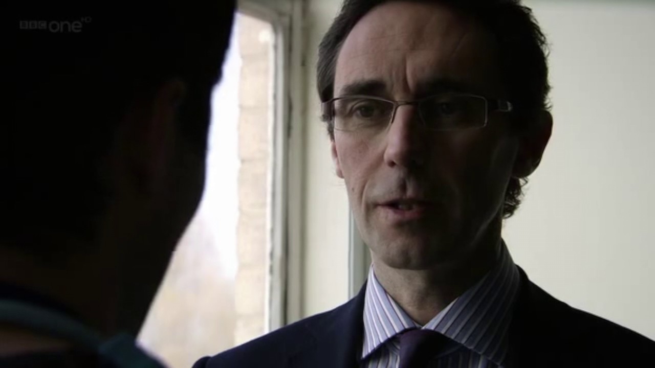 Holby City s13 e36 Hanssen scenes