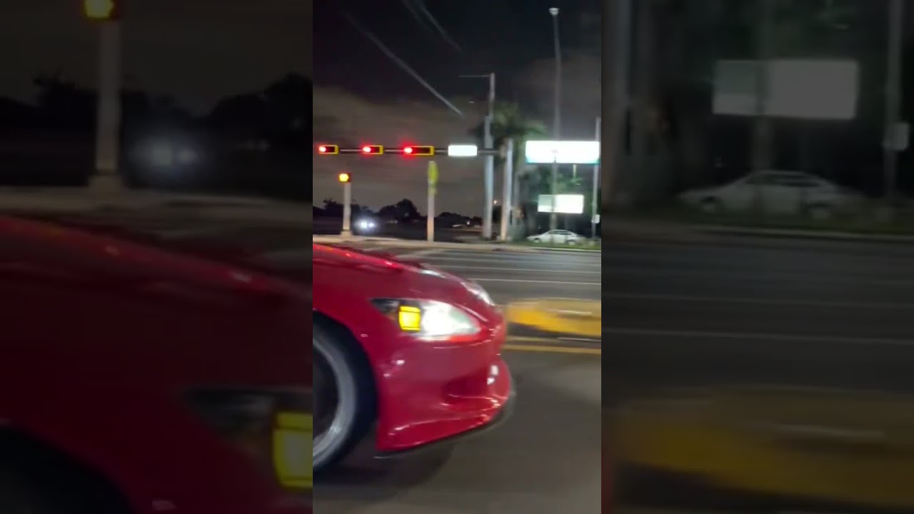 Honda s2000 9k Rpm Cracking VTEC Open and Loud!