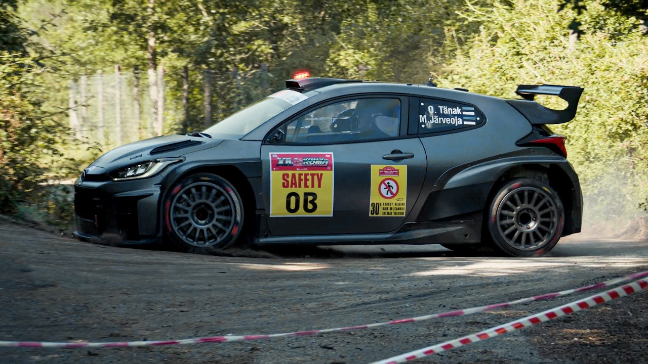 T&auml;nak and Toyota Yaris GR Rally2 Safety Car 🚨 at Rally Roma Capitale 2026