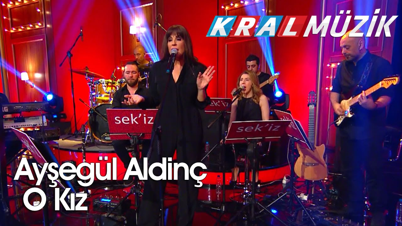 Ayşegül Aldinç - O Kız (Kral Pop Akustik)