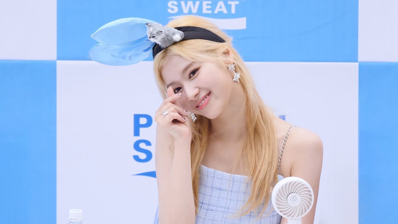 190612 트와이스 사나 대기중 팬서비스 직캠 TWICE SANA fansign event fancam @ 코엑스 포카리스웨트 팬사인회 by Spinel