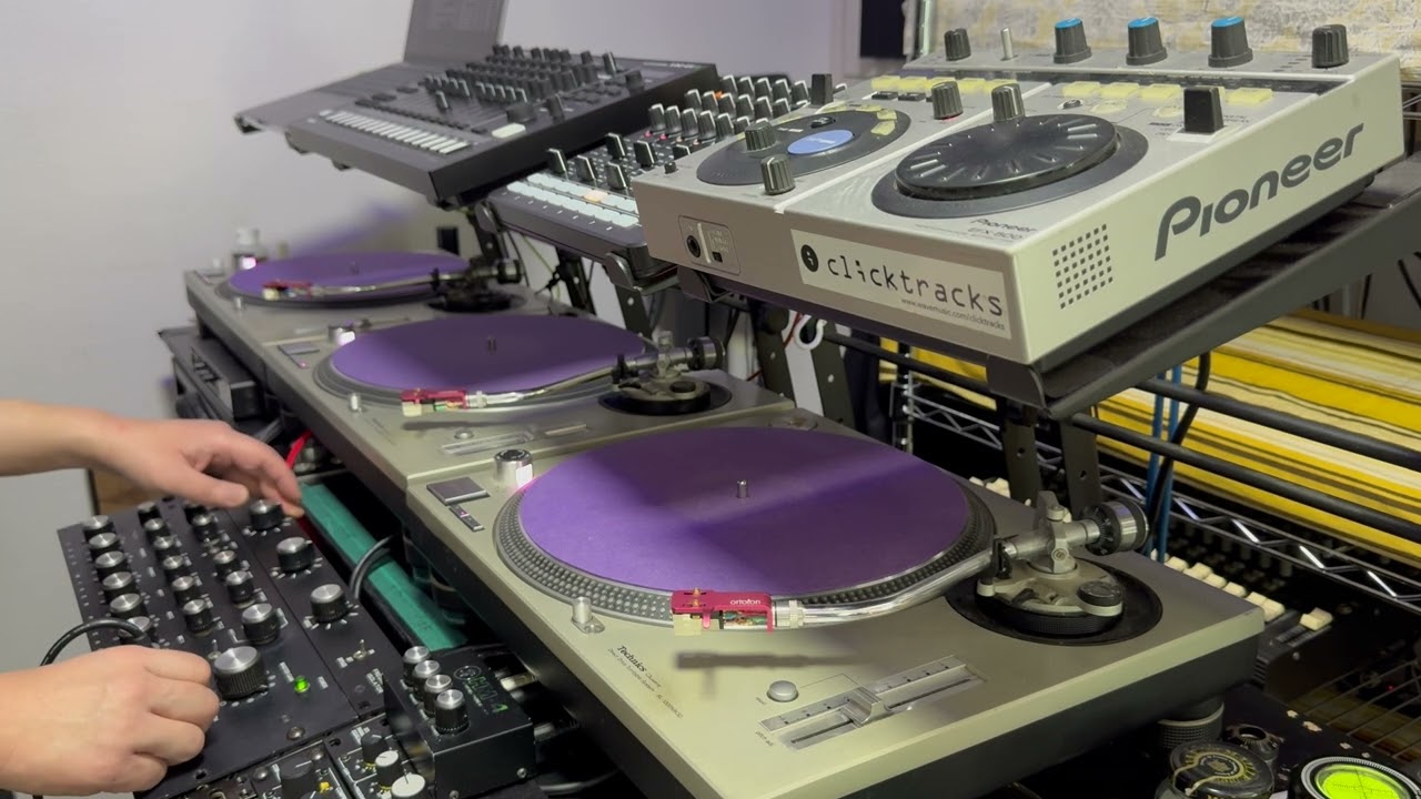 Deep House & Garage DJ Mix | Low-End Therapy Vol.7 “Shelter Pressure”