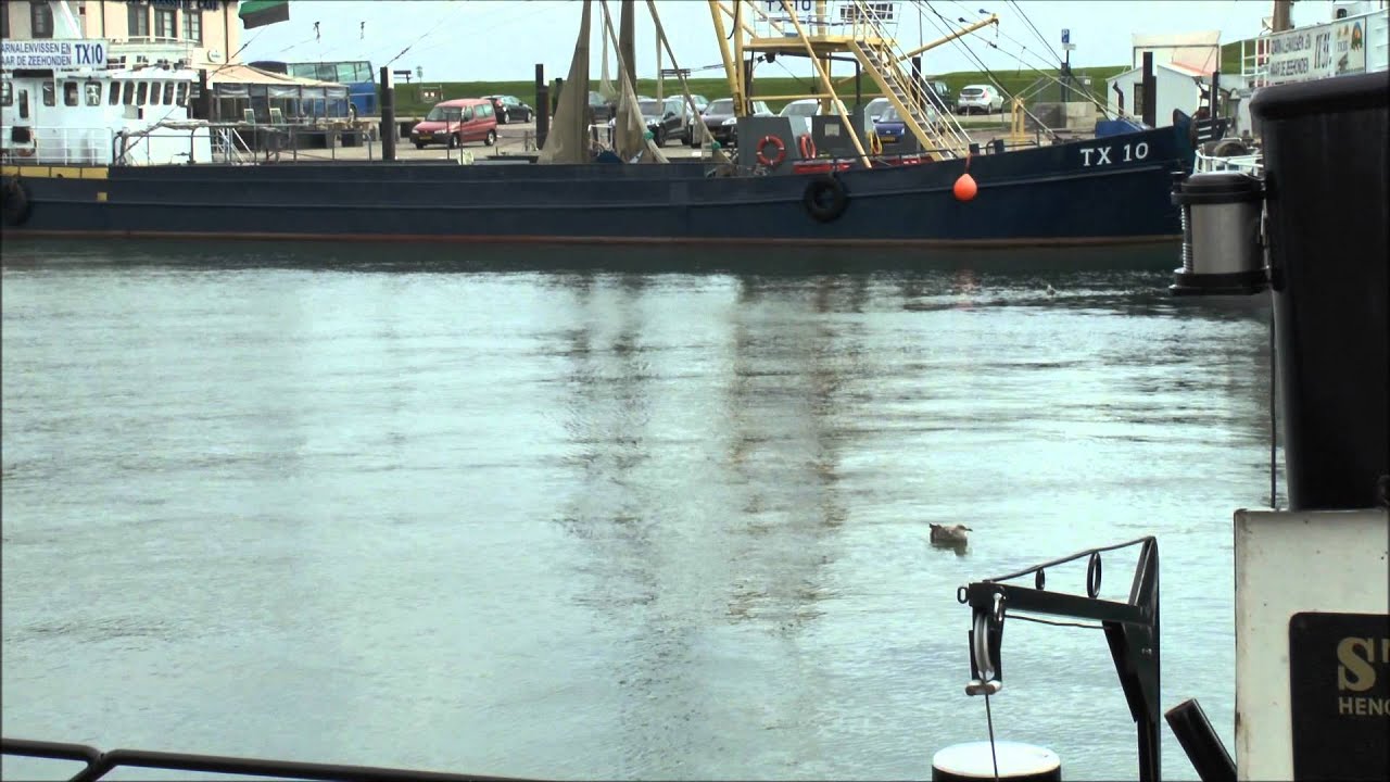 Op de woelige baren - Oudeschilder visserskoor [video] Haven Oudeschild Texel