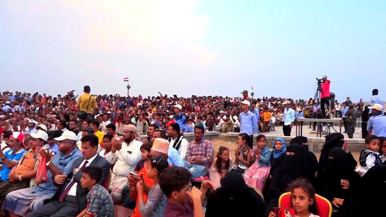 إبداعات متواصلة وحضور مميز لزهرات مدارس الزوكا والزهراء والأنوار والأجيال في مسرح 