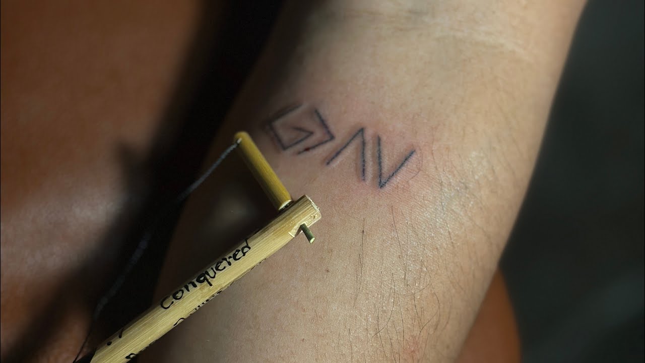 Traditional Tattoo by Buscalan Artists | Mambabatok