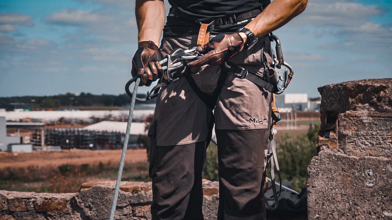 Zjazdy na linie z budynku i test ATC PILOT - Black Diamond