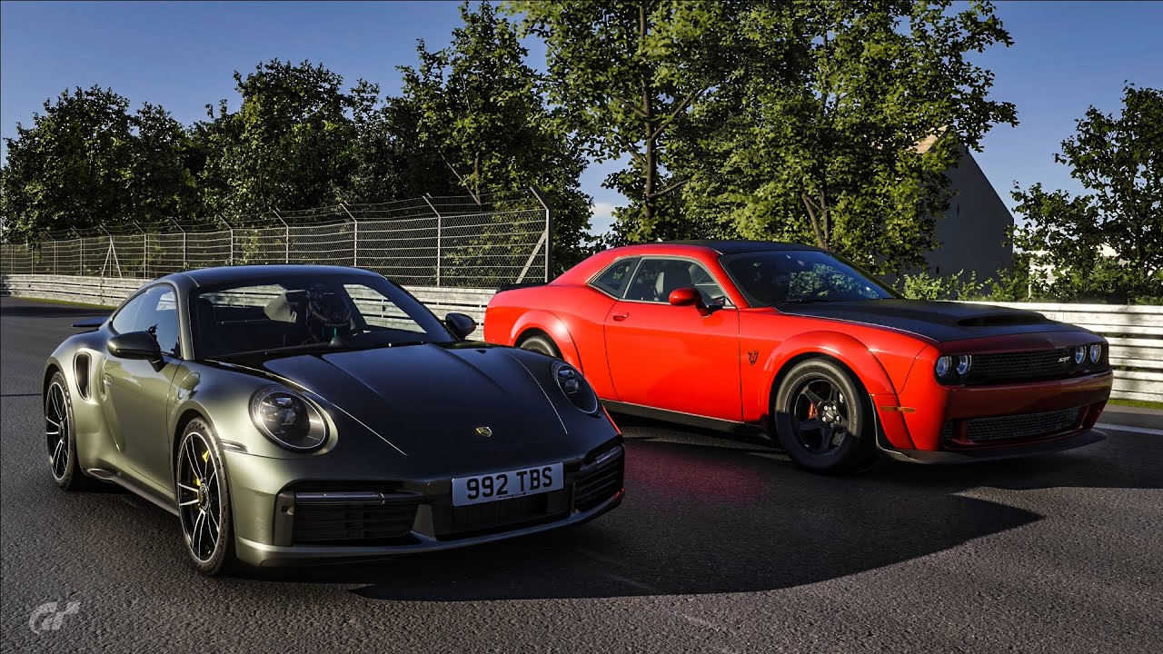 Gran Turismo 7 Drag race: 2020 Porsche 911 Turbo S (992) vs Dodge Demon