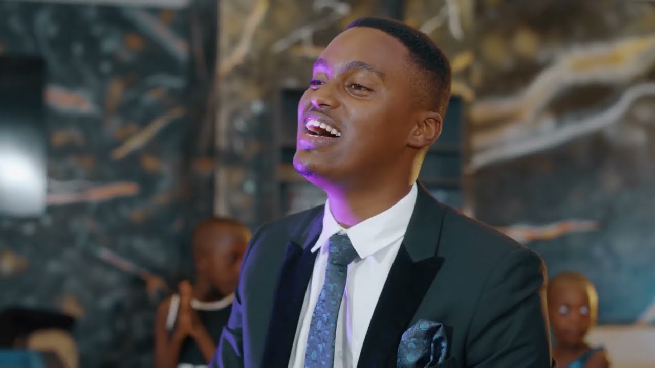 Umwana ni Umutware | Josh Ishimwe ( Gakondo style)