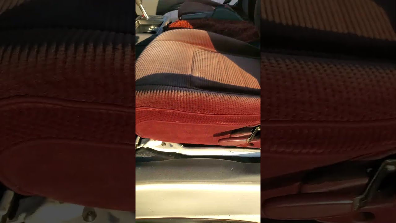 1995 Toyota Hiace Tour #5 Passenger Side