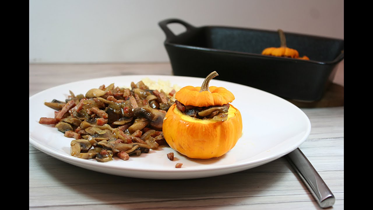 Potimarron farci aux champignons po&ecirc;l&eacute;s