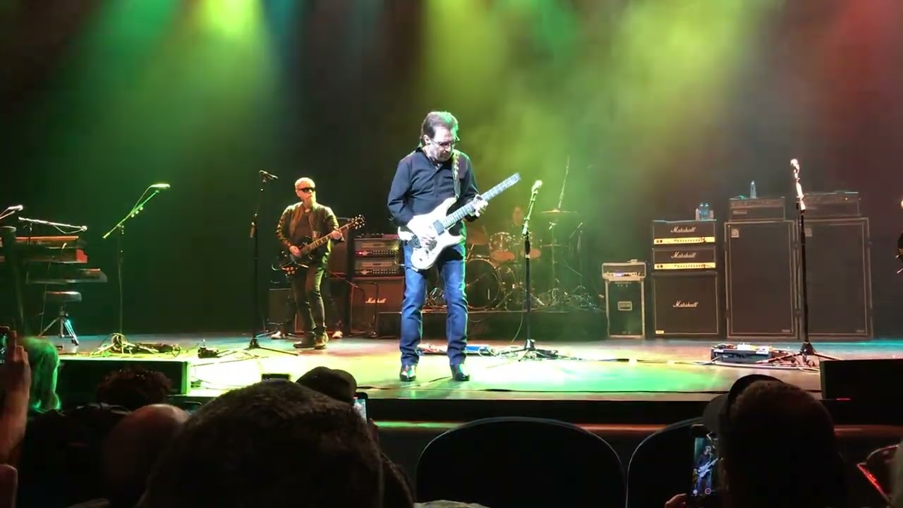 Blue Oyster Cult  