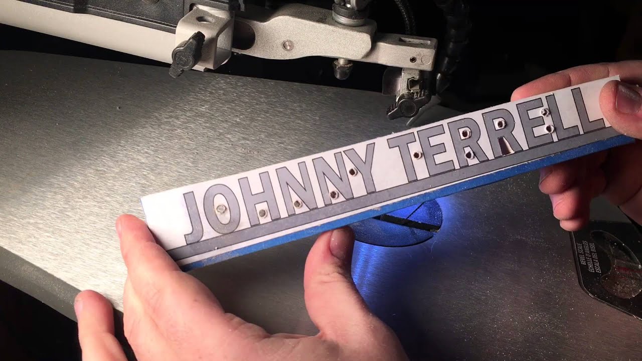 Making a wooden name plate on a scroll saw Part 1