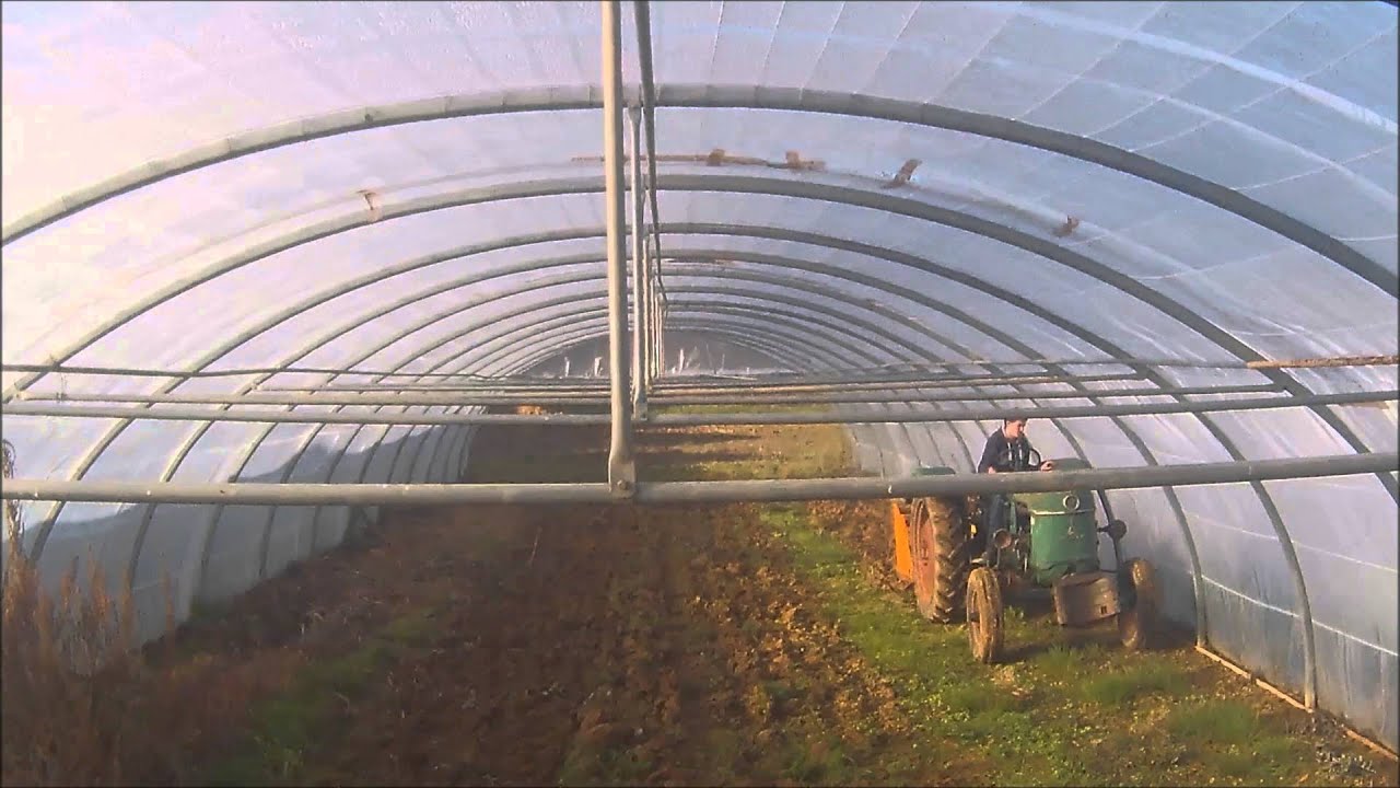 deutz d30 s, préparation de sol dans tunnel.