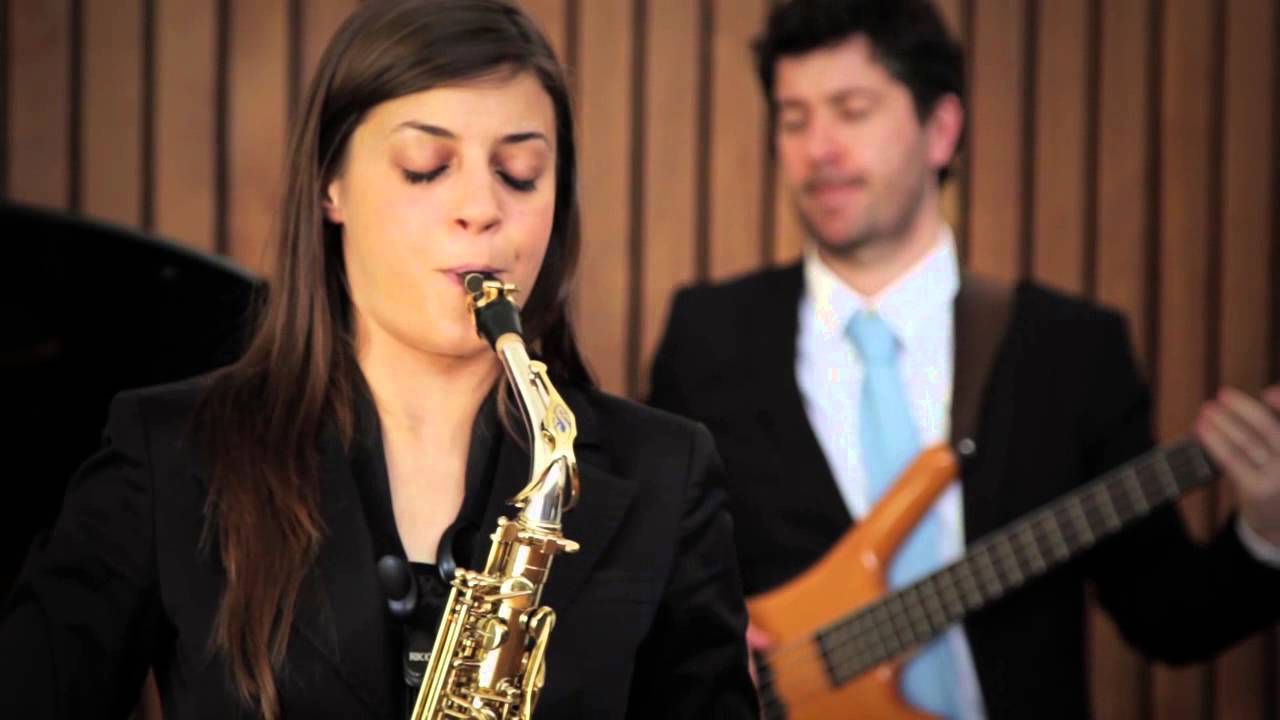 Dan&ccedil;a dos P&aacute;ssaros (A. Pinho-Vargas)  - Cheers, aquela banda