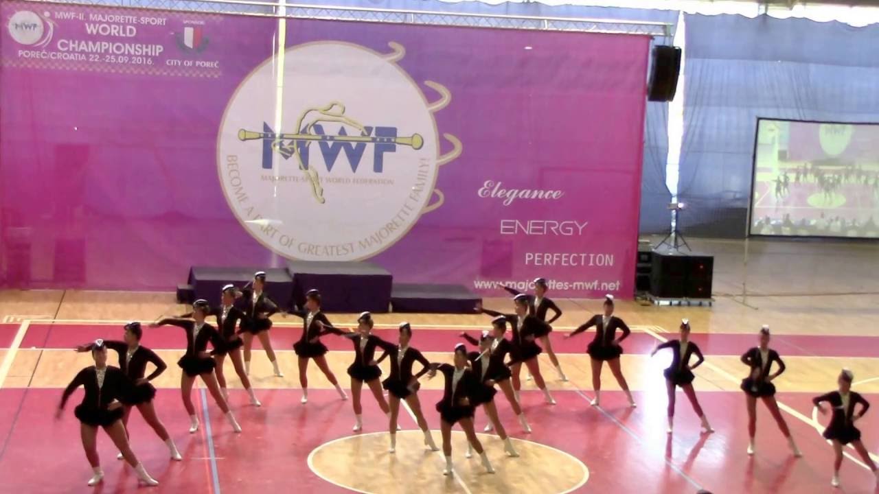 DM studio Dačice - seniorky baton podio 2016