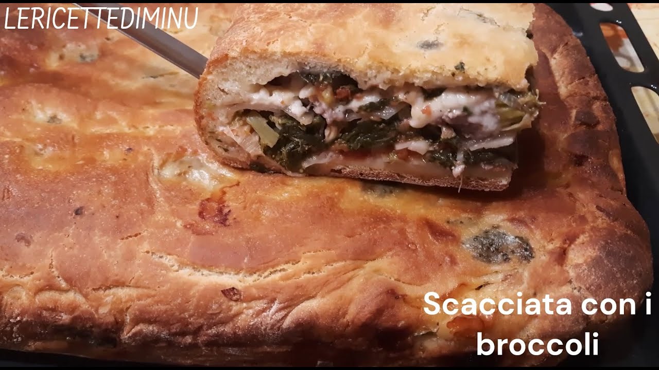 Schiacciata o scacciata con broccoli siciliana