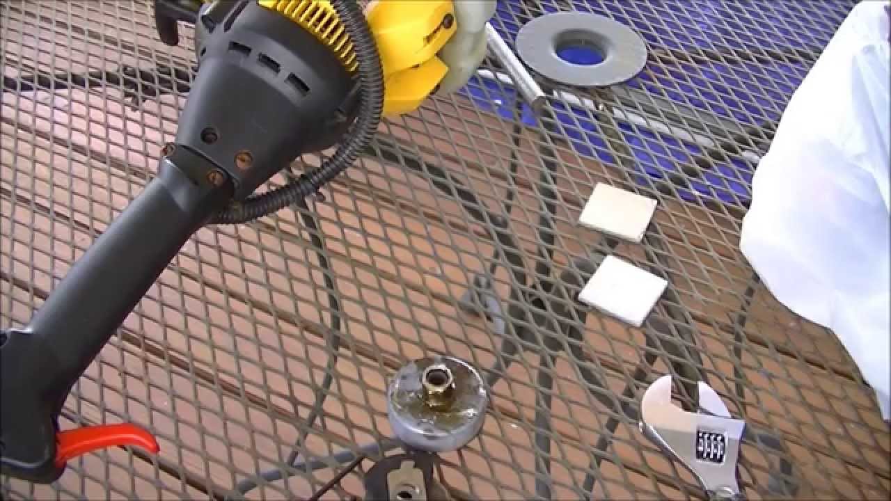Replacing Clutch On A Trimmer Bolens BL110 (See description for links to parts required)