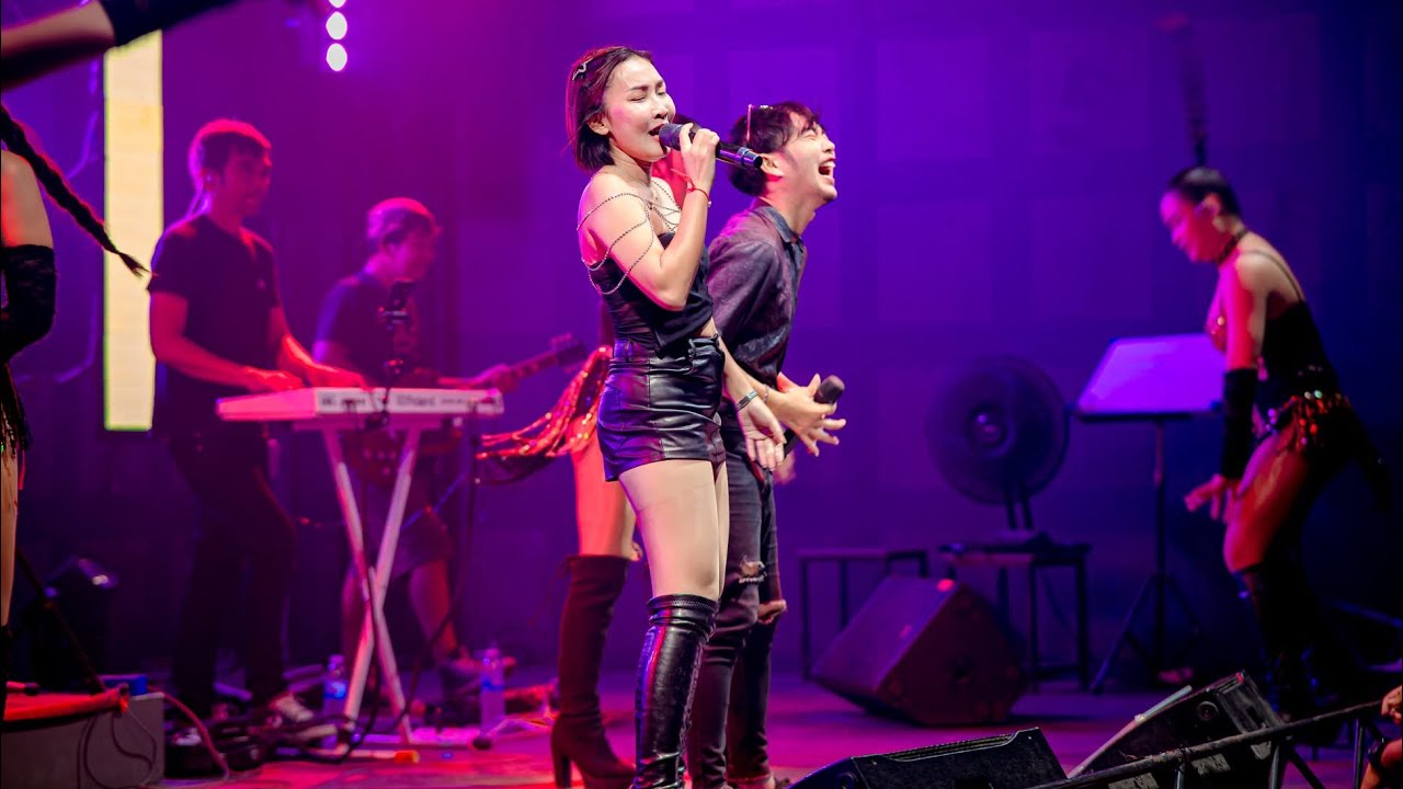 กุหลาบ cover  หนึ่งฤทัย  อออฟซ่าา ณัฐพล (บ้านสตังปวกแดง) นาโนน บันเทิงศิล #music  (ต้นฉบับ ก้านตอง )