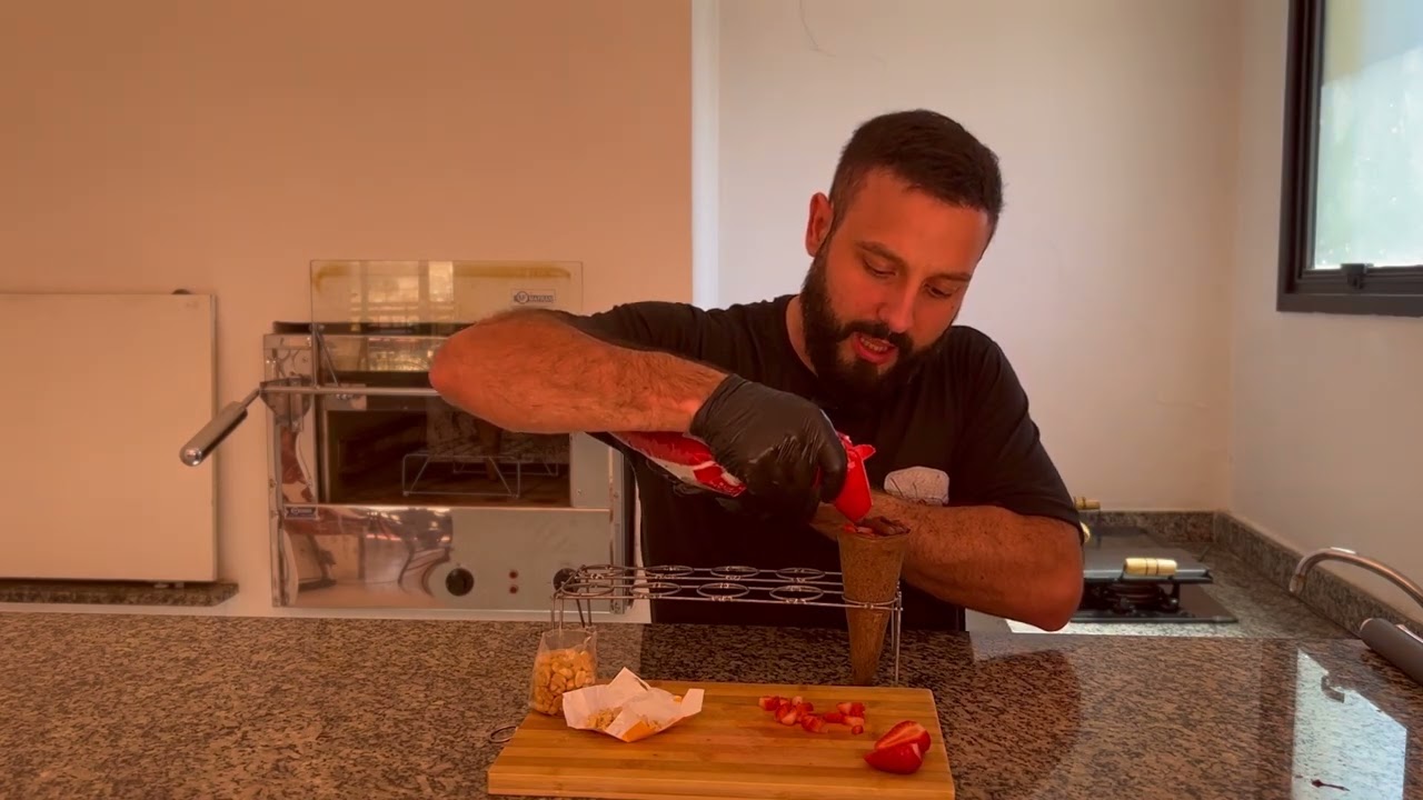 Pizza cone doce, modos de preparo.