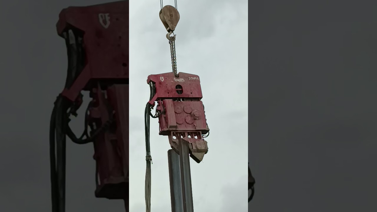 steel sheet piles - infissione palancole AZ h=15 m