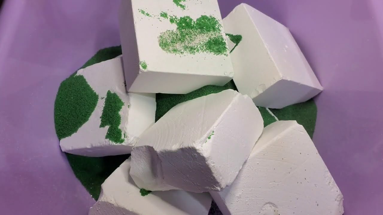 Ader Gym Chalk & Sand | Satisfying ASMR Crumbles
