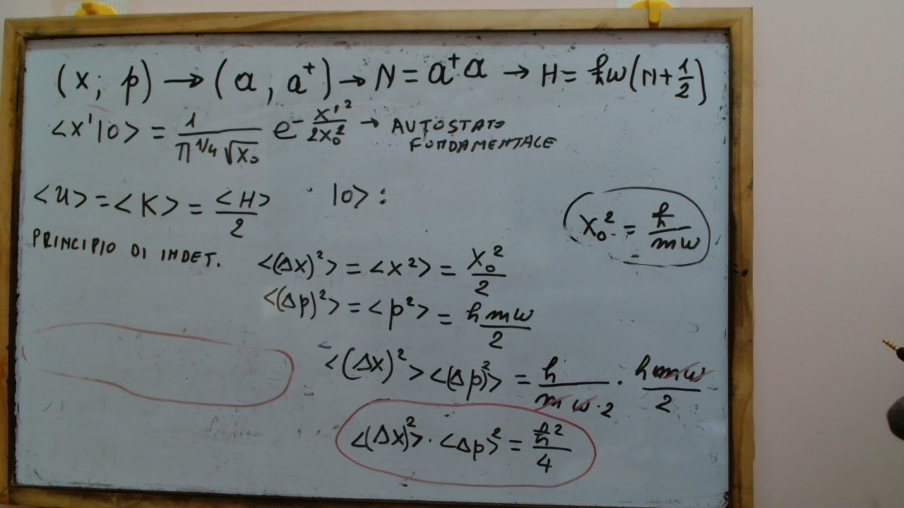 1) Esercizio Meccanica Razionale ; Lagrangiana , equilibrio, frequenze - Vladimir Kosturi