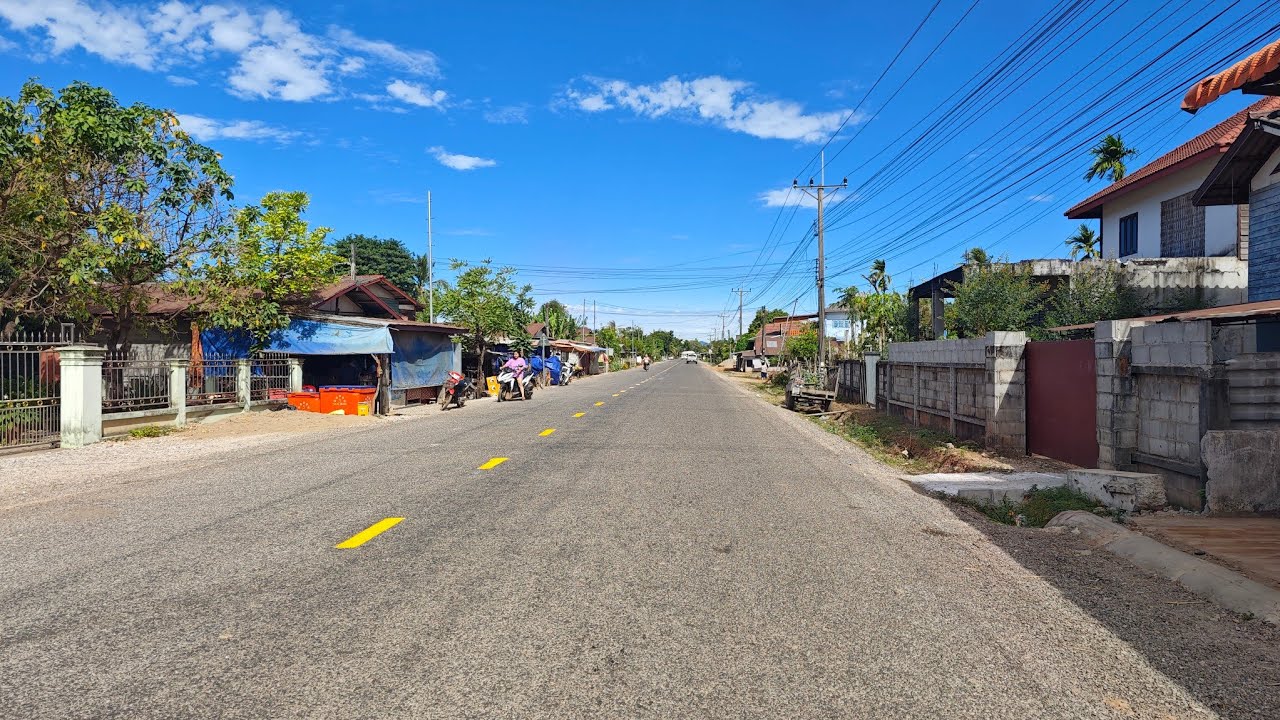 ถนนลาว ทางหลวงหมายเลข 11 ไม่มีขุมละเด้อ 🇱🇦
