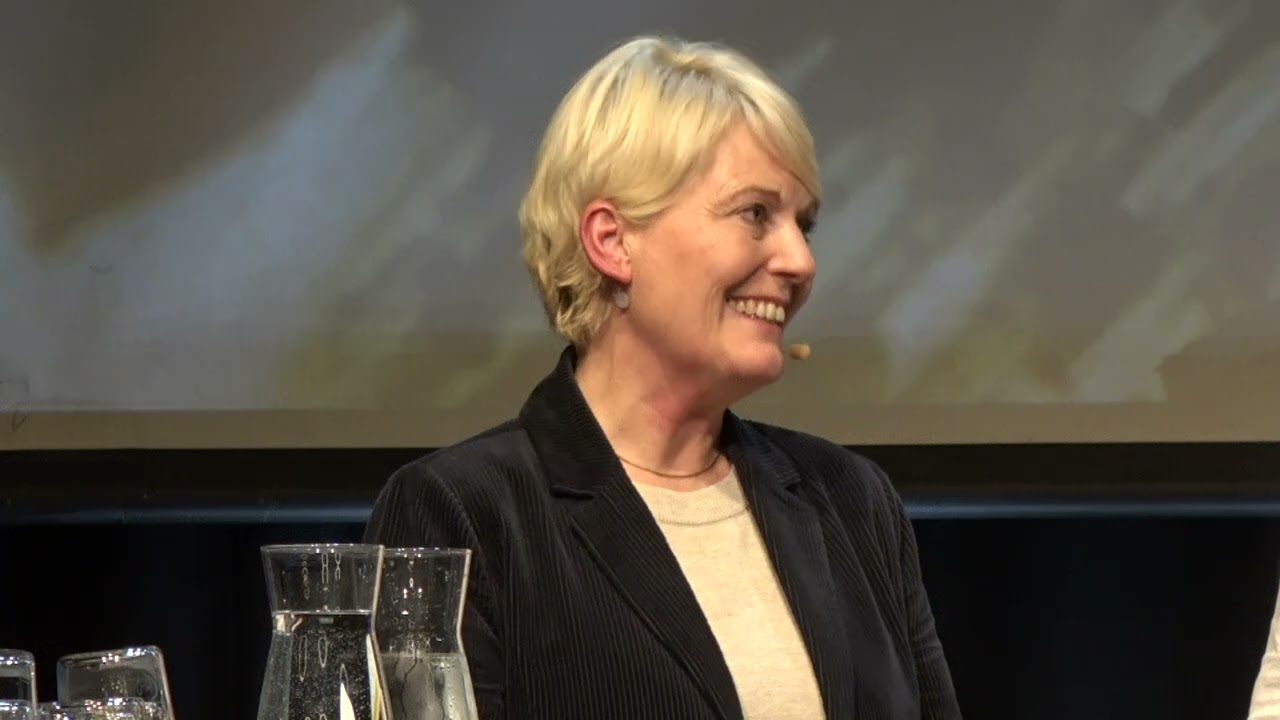 9.  Debatt: Redaksjonelle kriser og redaktørrollen: Haugen, NRK,  Håndlykken, VG, Kristiansen NRK