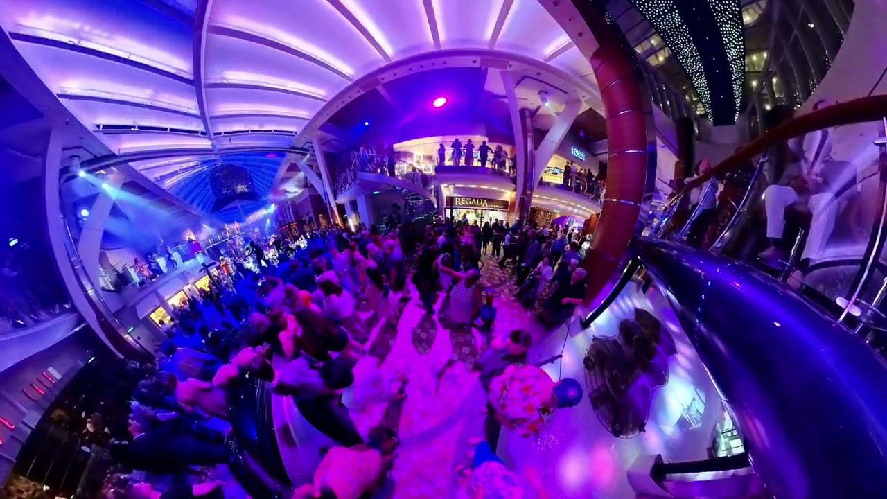 Royal Caribbean Disco 70’s on Oasis of the Seas